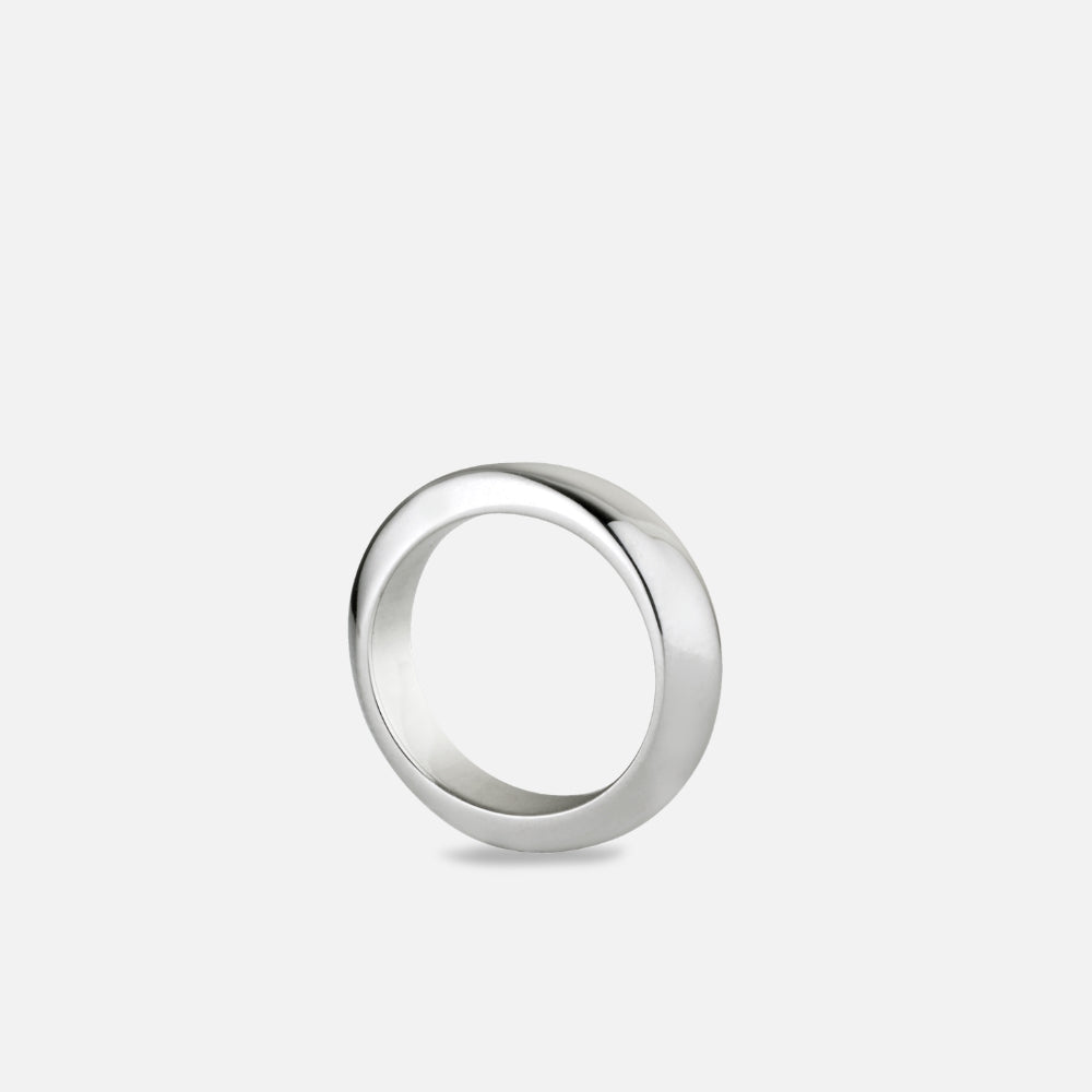 Uma Ring